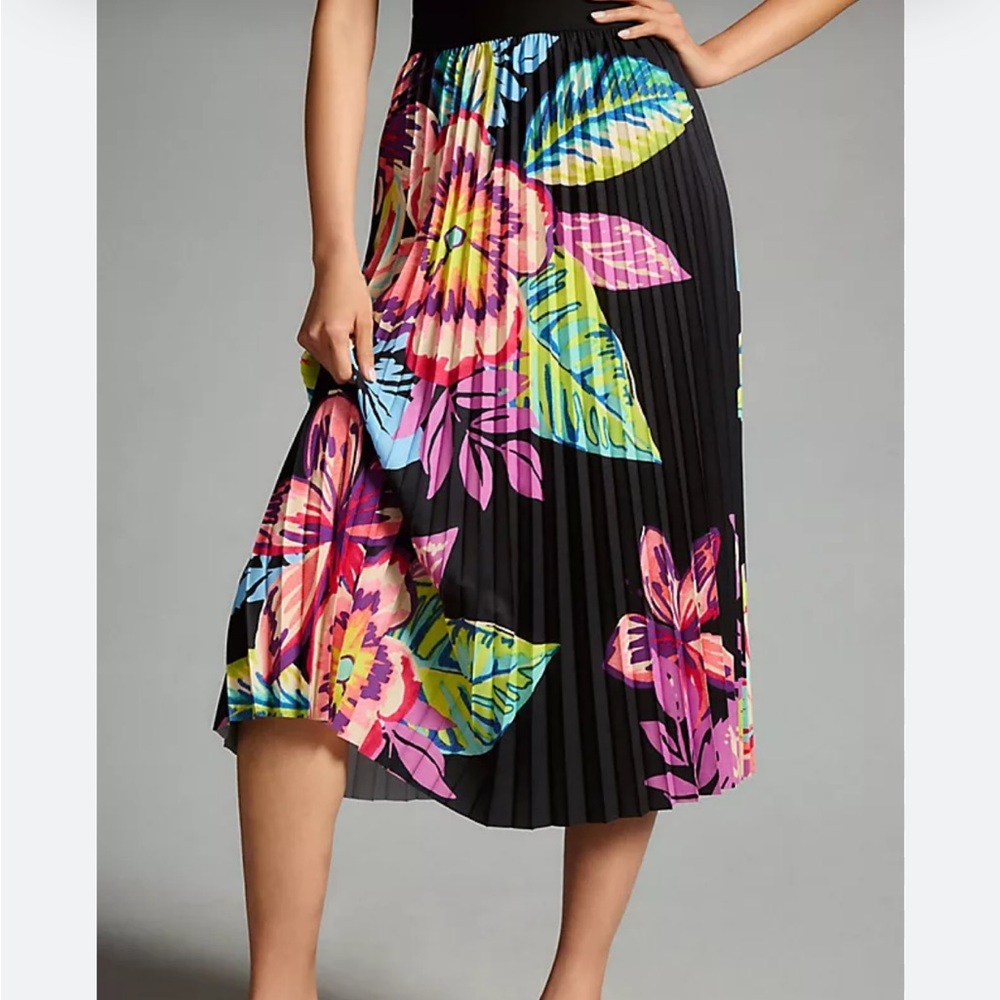 Le Superbe Acid Hawaii Pleated
Skirt